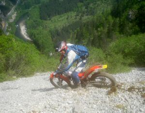 Moto dans les Gorges du Tarn